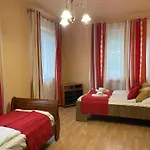 Apartmanhaz *