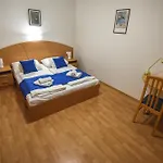 Apartament Apartmanhaz