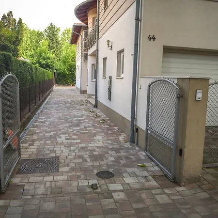 Apartmanhaz