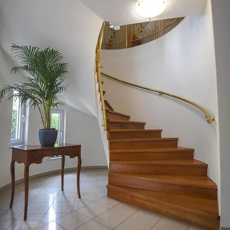 Apartmanhaz Siófok