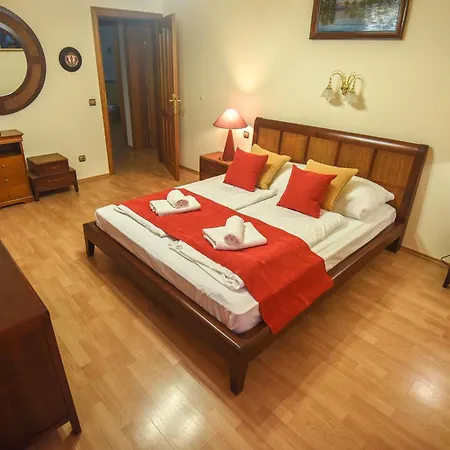 Apartmanhaz Appartamento Siófok