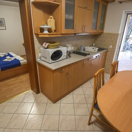 Apartmanhaz Apartment
