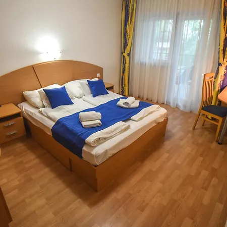 Appartamento Apartmanhaz *