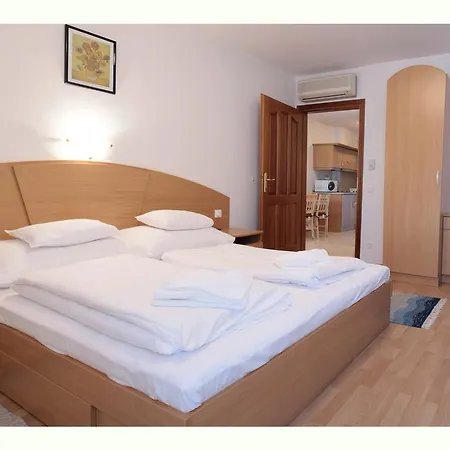 Apartmanhaz Apartment Siofok